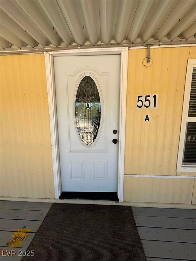 Building Photo - 551 Piltz Rd