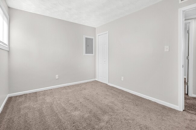 Building Photo - 6190 Cordell St