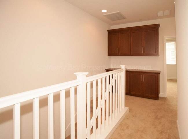 Building Photo - 202 9th St