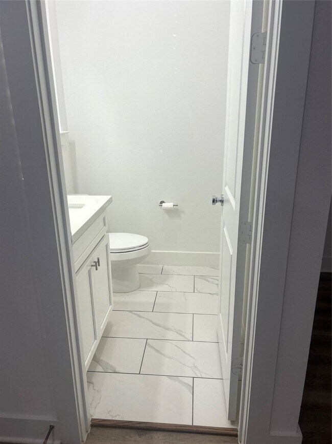 Building Photo - 4605 Lavatera St