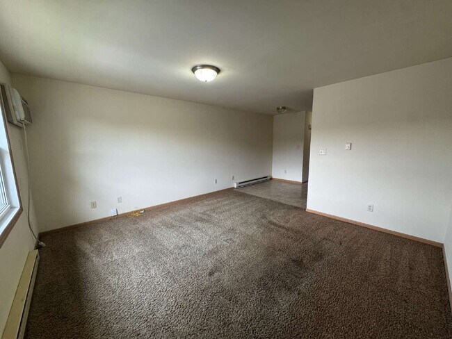 Building Photo - Beautiful 1BD/1B Apartment in Marseilles!