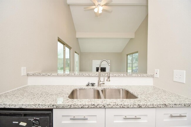 Building Photo - 8323 Blacksmith Dr