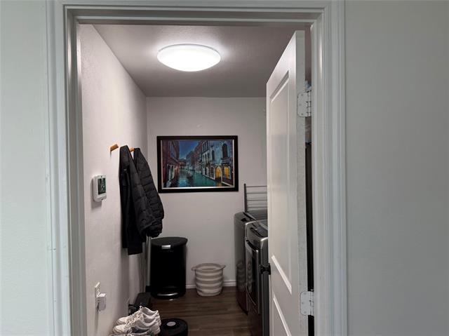 Building Photo - 1504 Summertree Ct