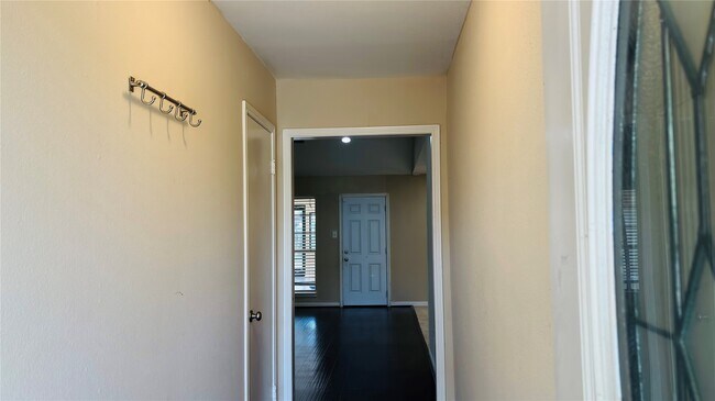 Building Photo - 11407 Hazen St