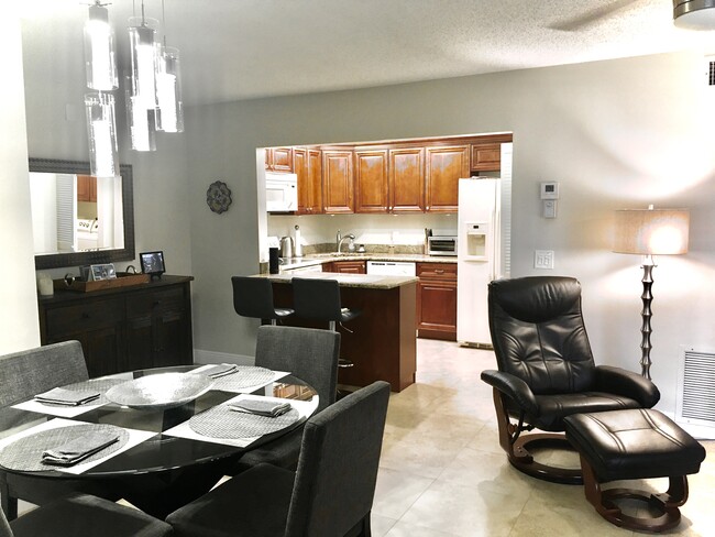 Building Photo - 221 Pine HOV Cir