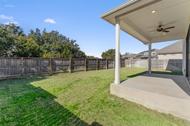 Building Photo - 508 Pinnacle View Dr