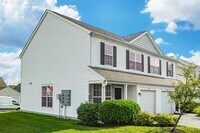 Building Photo - Townes of West Albany