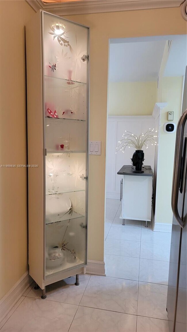 Building Photo - 137 Golden Isles Dr