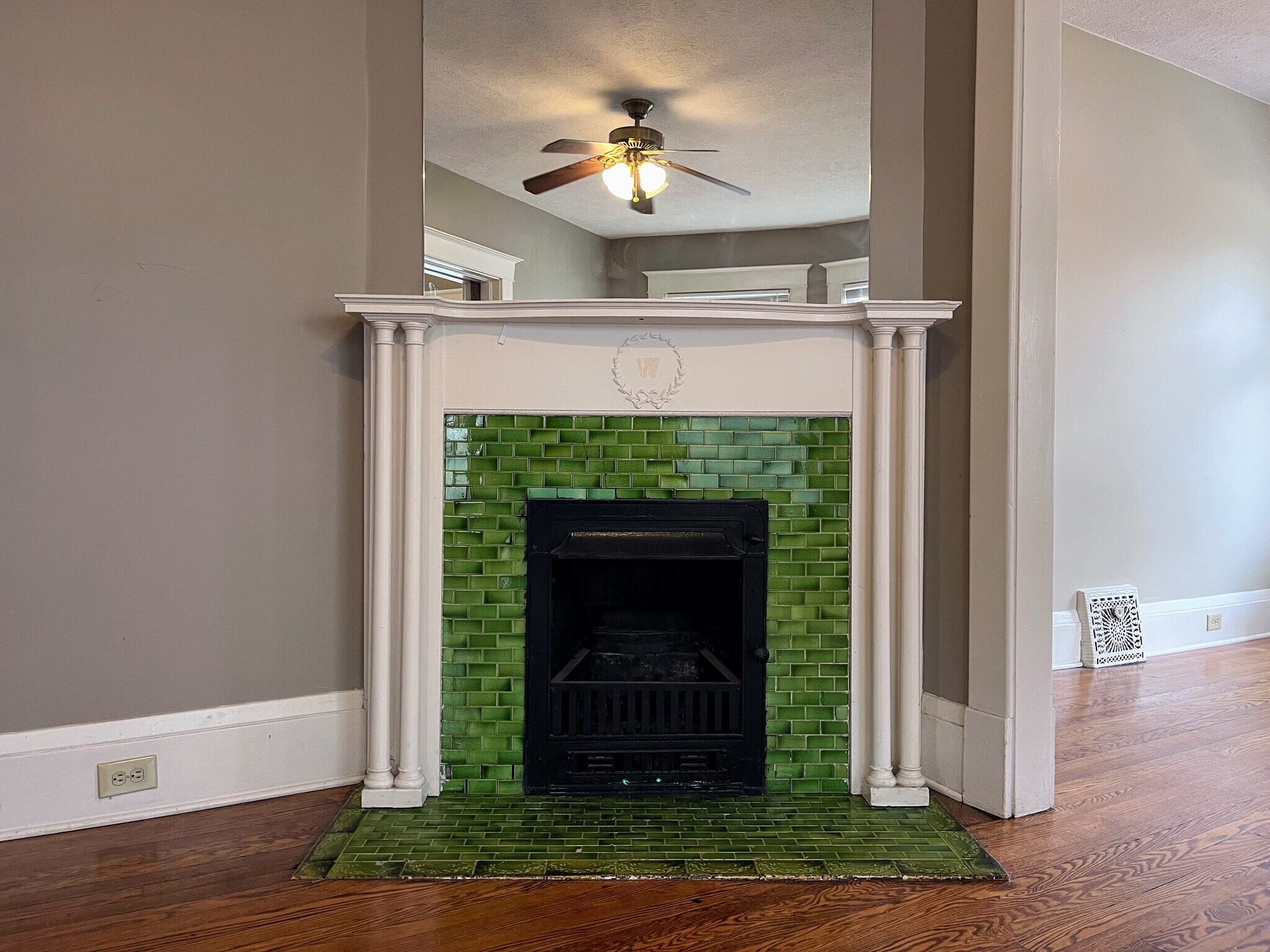 Building Photo - 709 Lafayette Ave SE