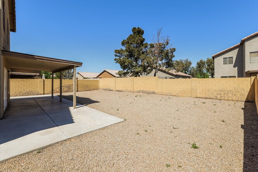 Building Photo - 15178 W Taylor St