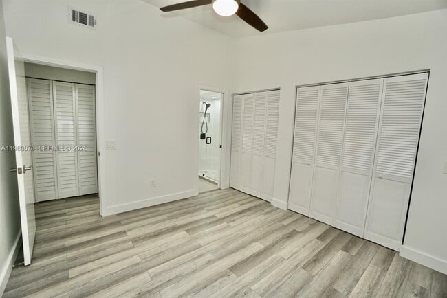 Building Photo - 14970 SW 49th Ln