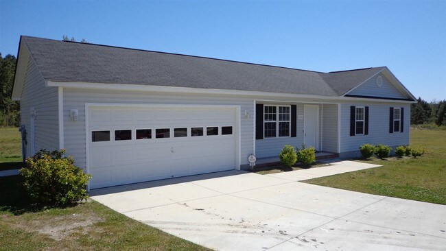 Building Photo - 121 Starkys Creek Ct