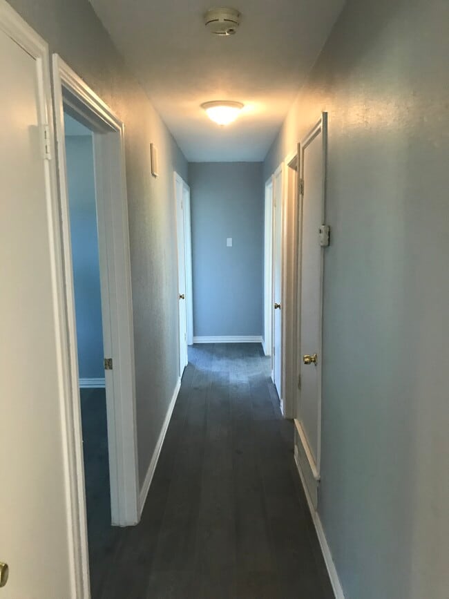 Hallway - 3873 Rugged Cir