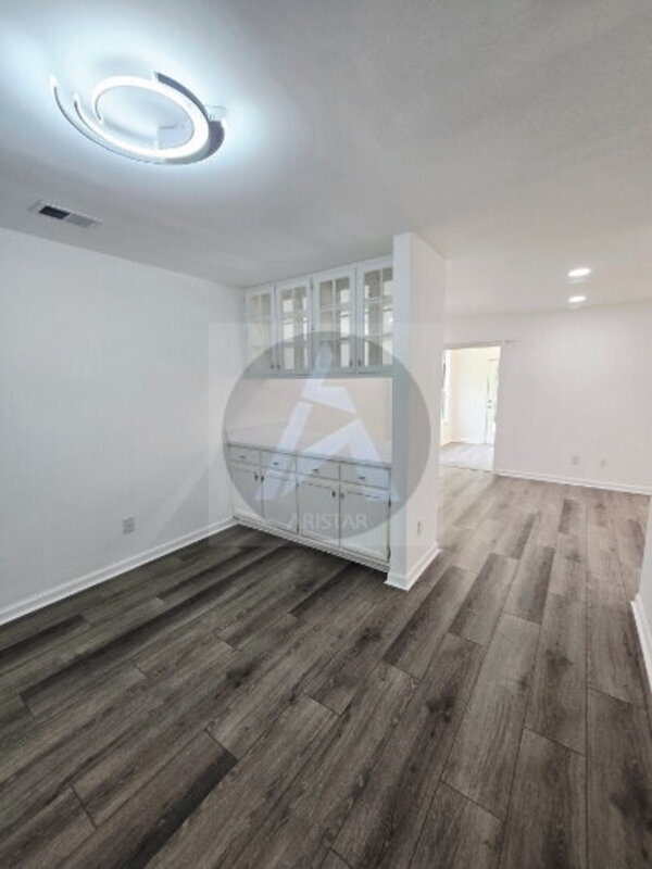 Building Photo - 1041 Kennesborough Rd NW