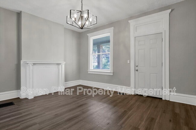 Building Photo - 1544 Granville St