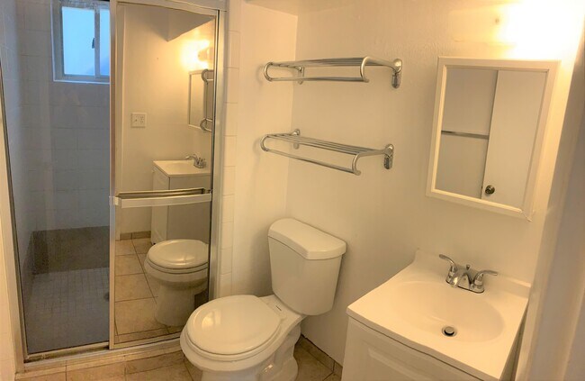 Building Photo - 104 East St