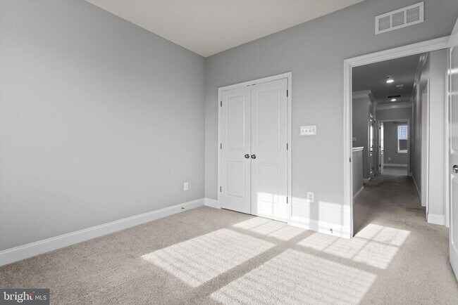 Building Photo - 7086 Executive Way