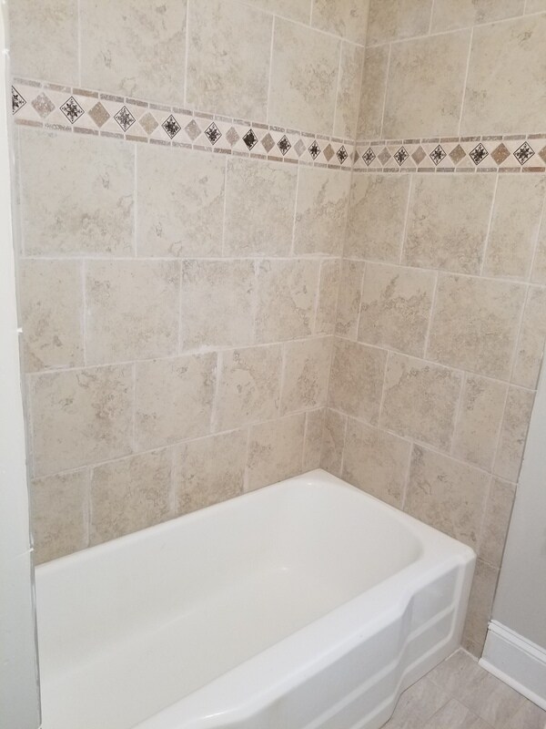 Building Photo - 3525 Draper Ave