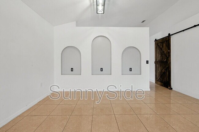 Building Photo - 2431 Marcasite Loop