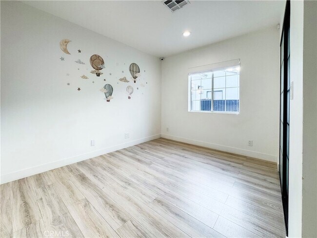 Building Photo - 22539 Dolorosa St