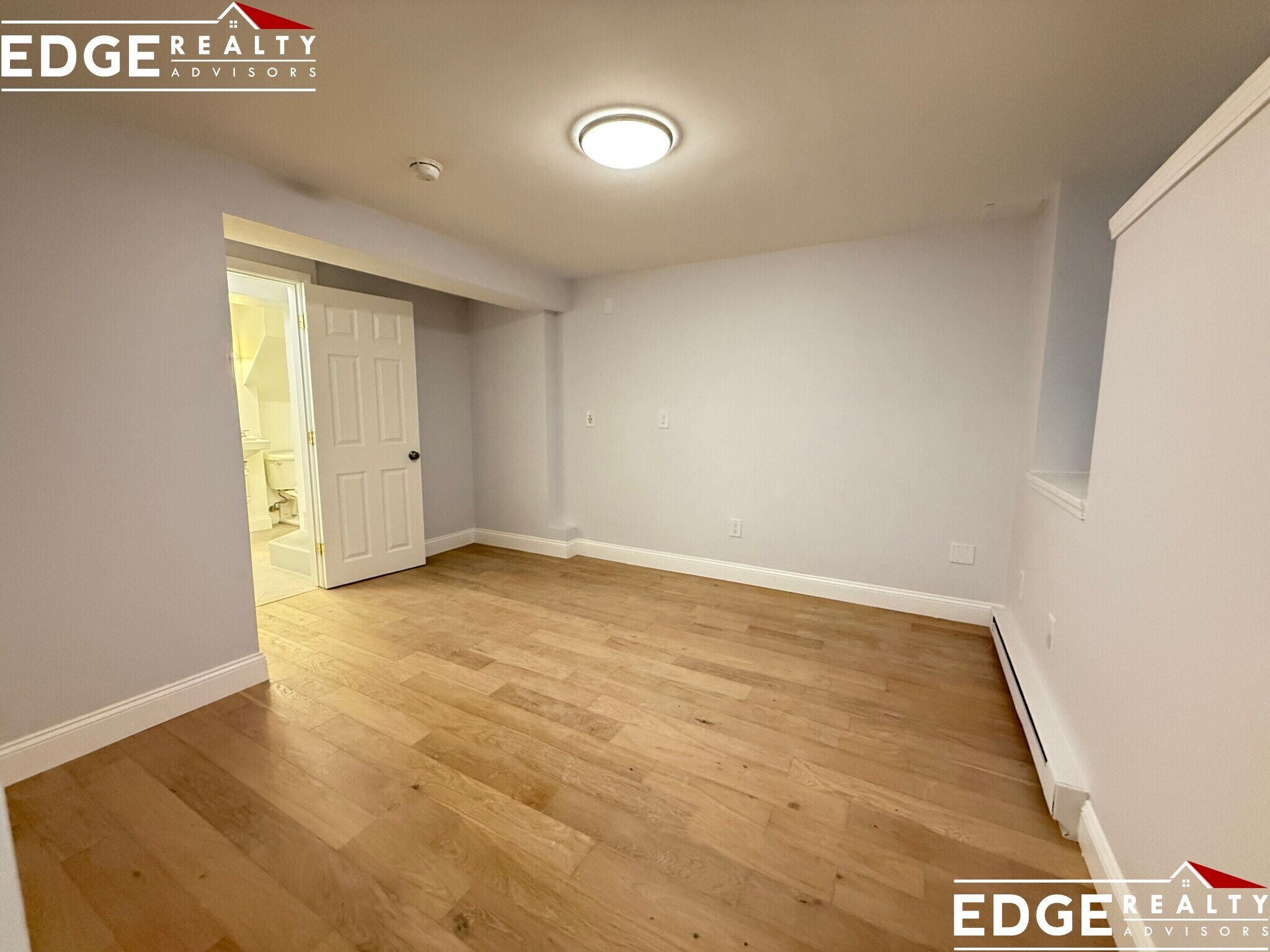 Building Photo - 8 Delaware Pl