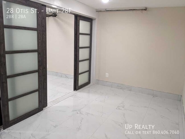 Building Photo - 28 Otis St