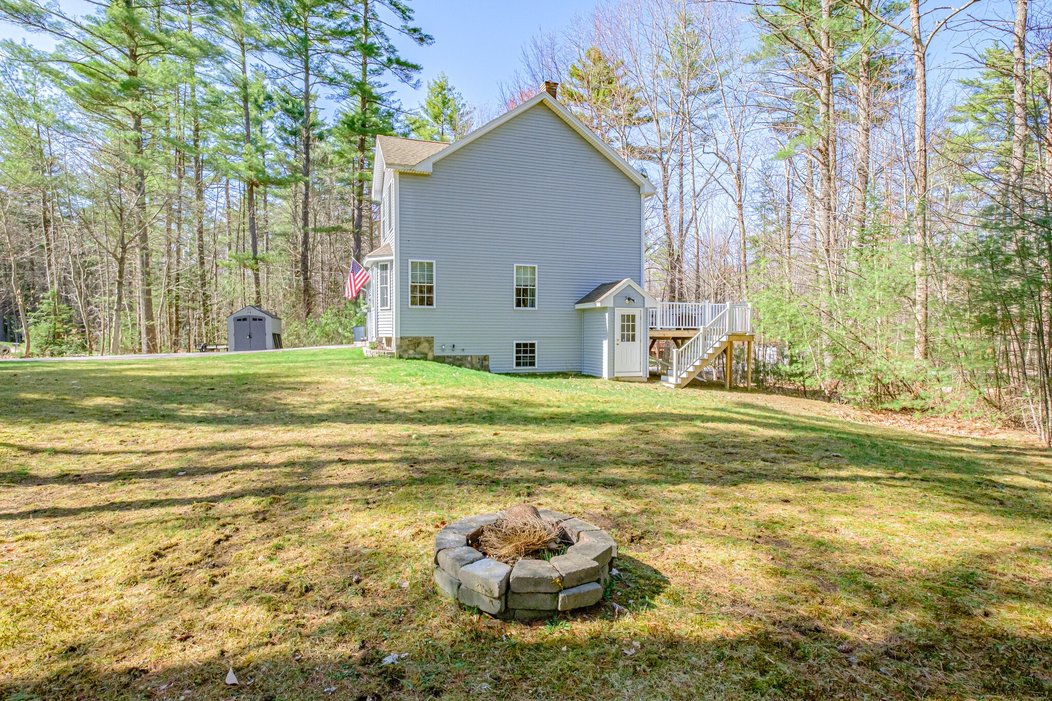 Building Photo - 11 Sunny Brook Cir