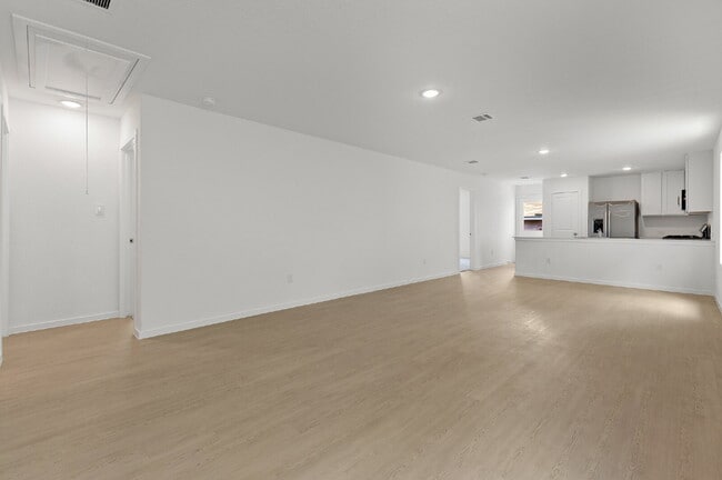 Building Photo - 2823 Red Diamond