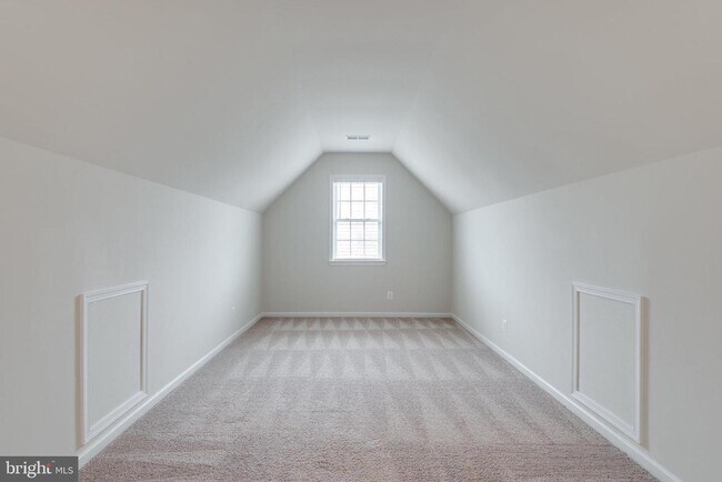 Building Photo - 41256 Lenah Point Dr
