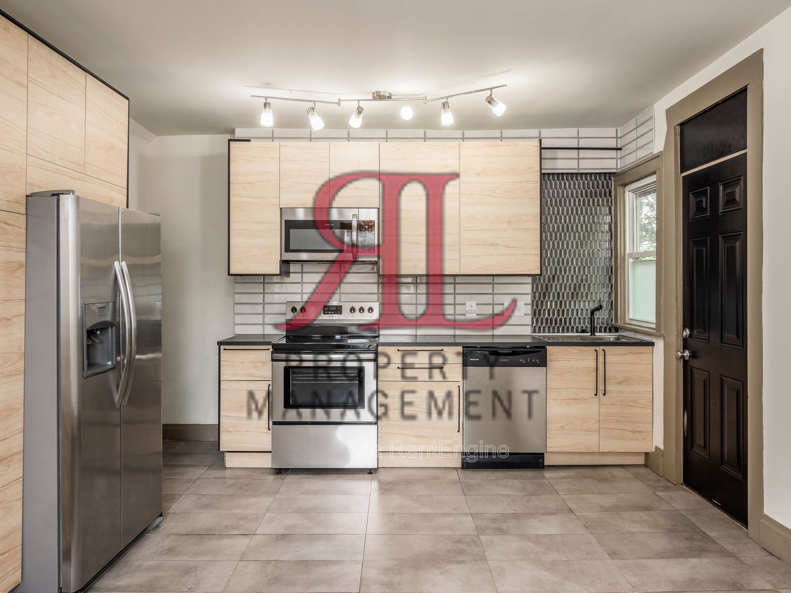 Building Photo - 954 Stanley Ave