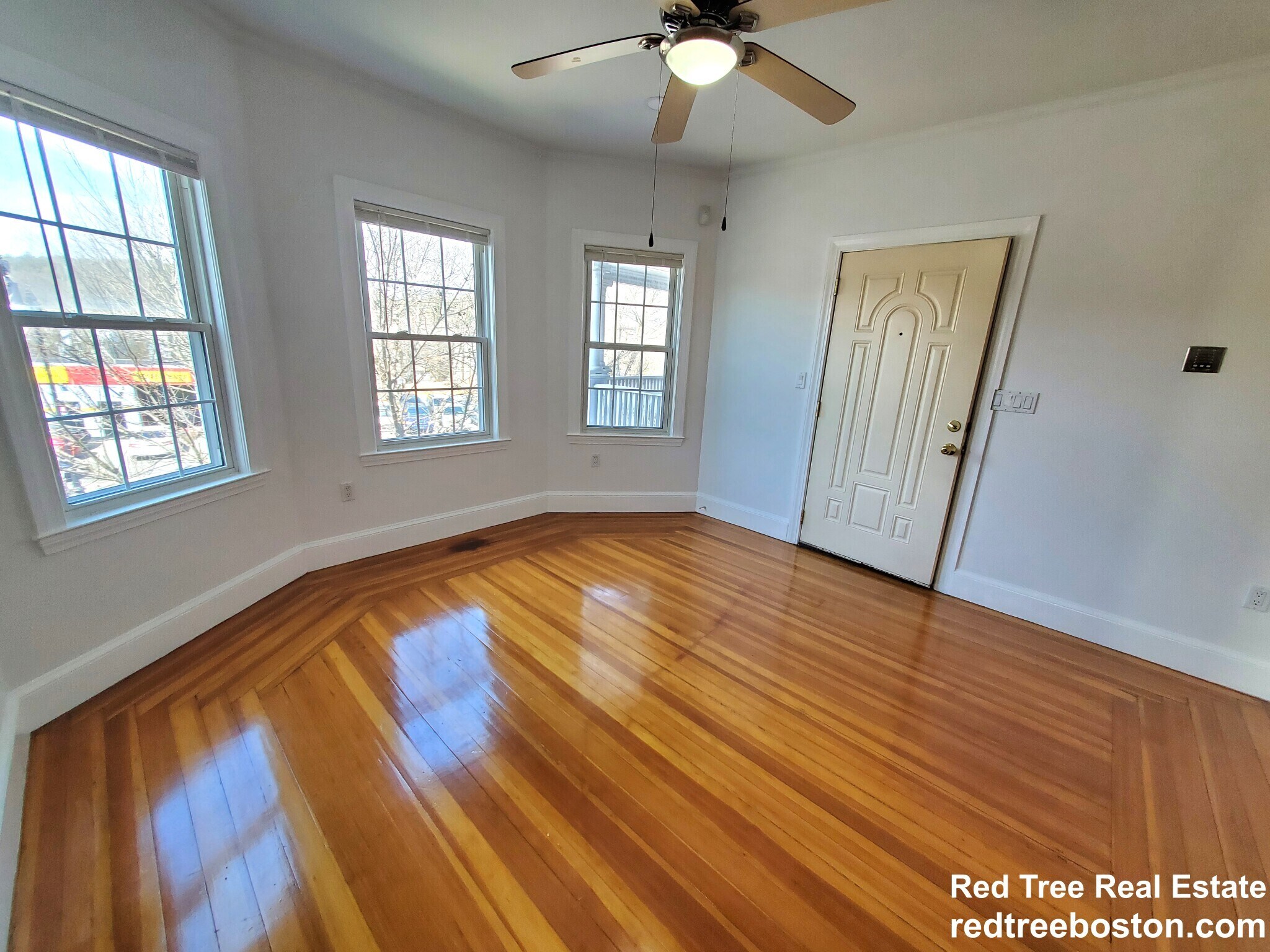 Building Photo - 202 Hyde Park Ave