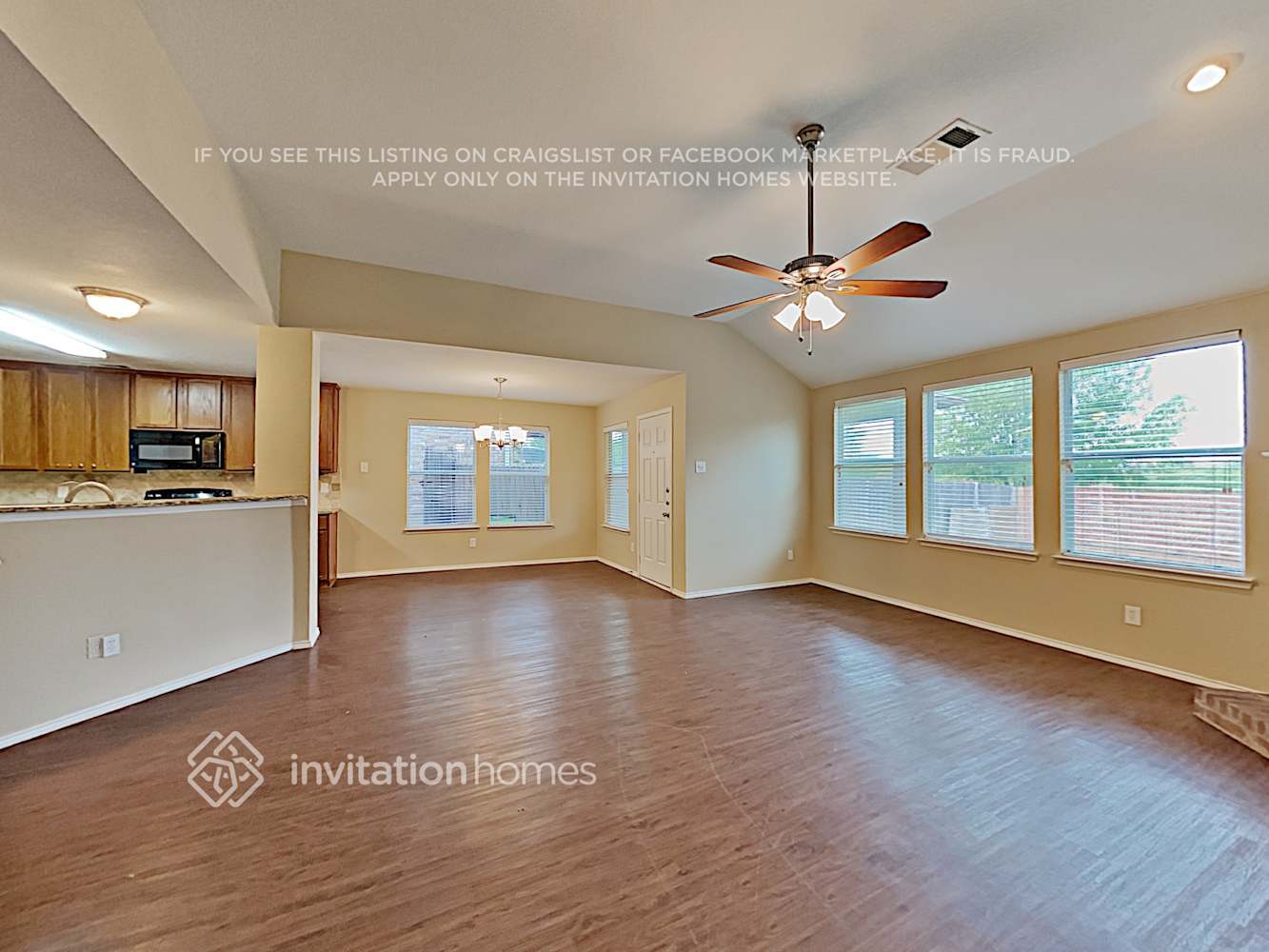 Building Photo - 12524 Viewpoint Ln