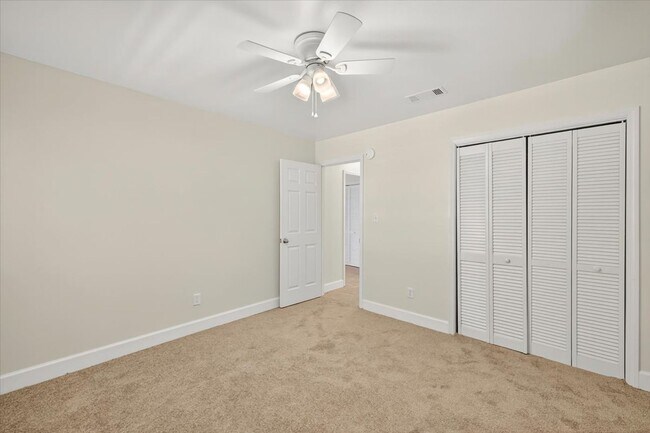 Building Photo - 898 Meginnis Ln