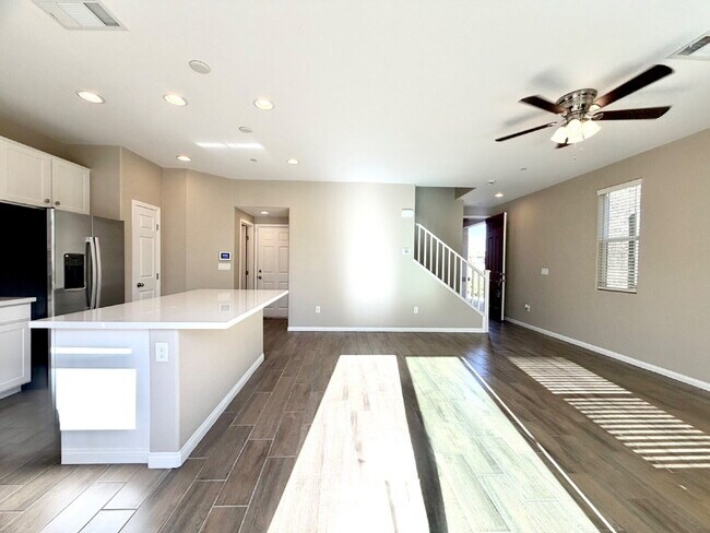 Building Photo - HIVE FALL MOVE-IN SPECIAL: NEWER 2024 BUILD | GATED COMMUNITY | SOLAR INCLUDED