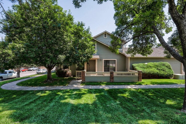 Primary Photo - Comfortable 2BR + Loft Home — Close to For...