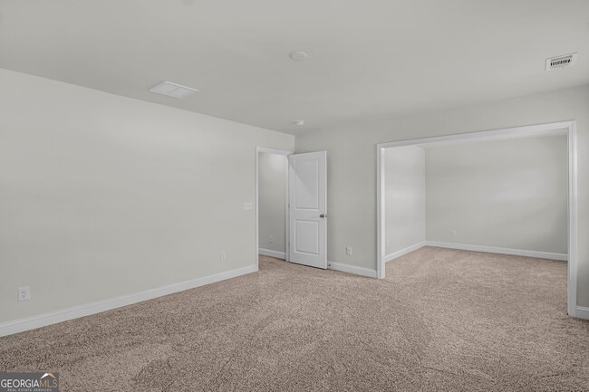 Building Photo - 340 Dendron Dr