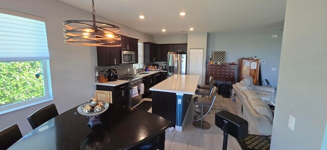Building Photo - 12737 NW Milestone Pl