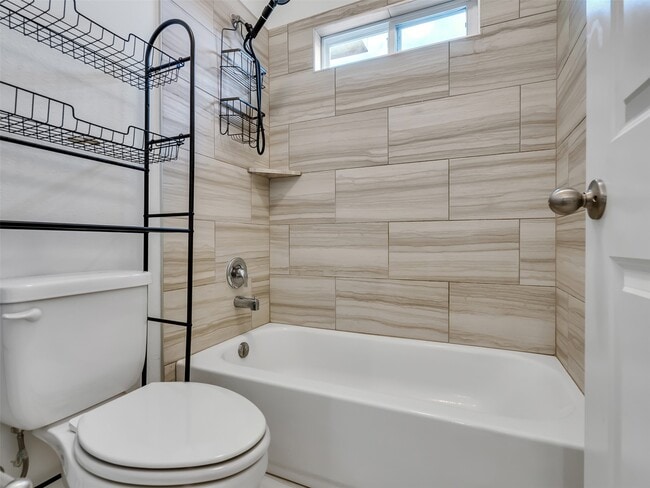 Building Photo - 3536 Rebecca St