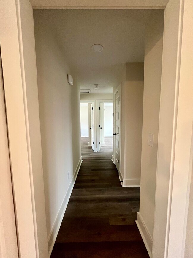 Building Photo - Fully Renovated 3BR/1.5BA – Prime Location + Lawn Care Included