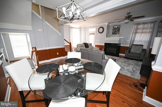 Building Photo - 9310 Paragon Way