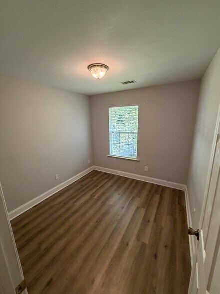 Bedroom #2 - 2058 Reserve Ln