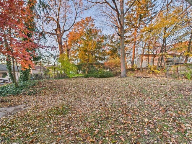 Building Photo - 973 Harrison Ave