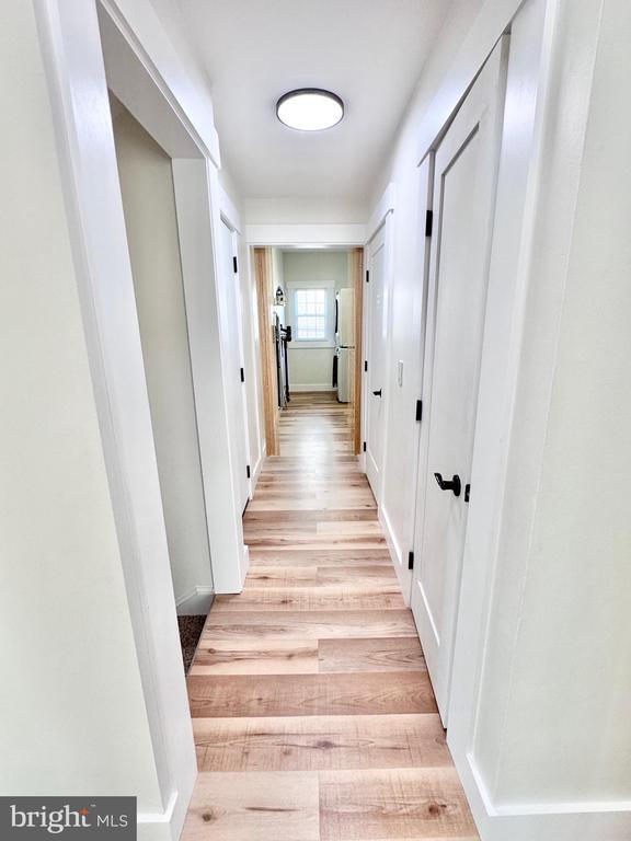 Building Photo - 15 River Oak Dr