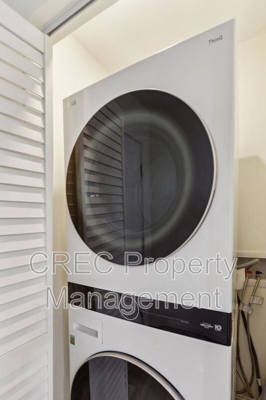 Building Photo - 2925 Alabama Dr