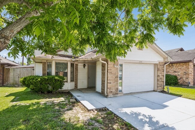 Building Photo - 11554 Gullwood Dr