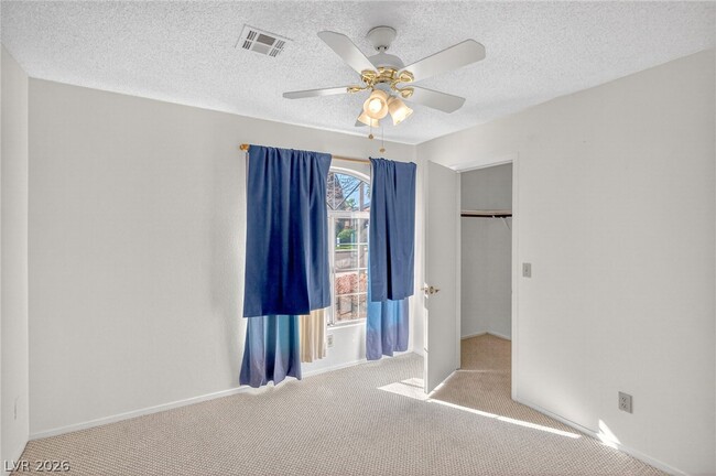 Building Photo - 935 Derringer Ln