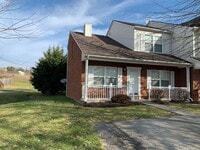 Building Photo - * RE-RENTAL AVAILABLE ON 8/17/26 * 3 Bedroom 2.5 Bath End Unit Townhouse