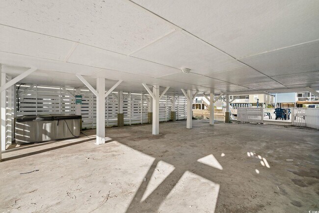 Building Photo - 308 36th Ave N