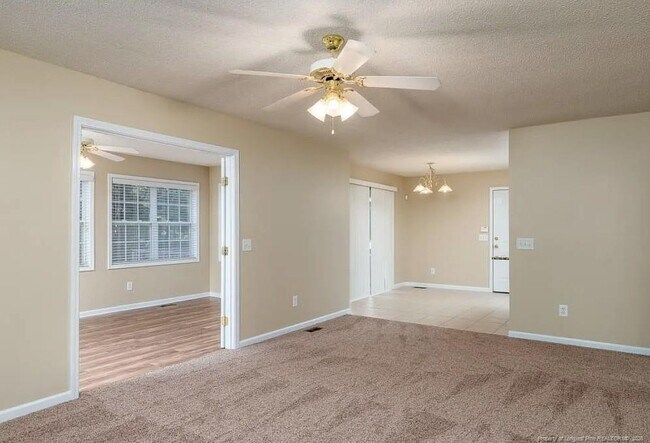 Building Photo - 52 Forest Mountain Ct