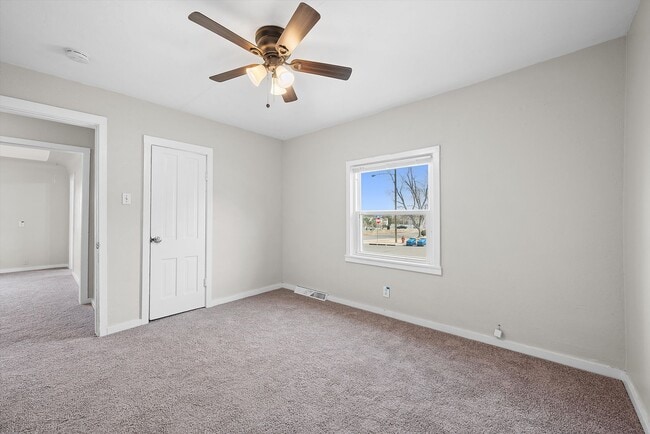 Building Photo - 7700 W Kentucky Ave